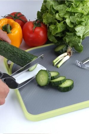 2-in-1 Clever Cutter Knife & Cutting Board Scissor
